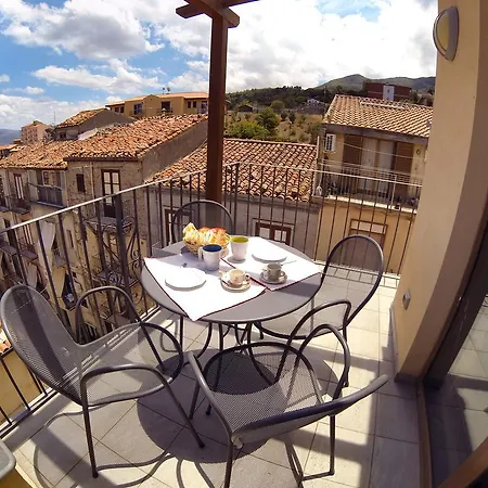 Spazioscena - Euterpe アパート