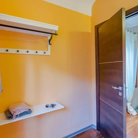 Spazioscena - Euterpe アパート